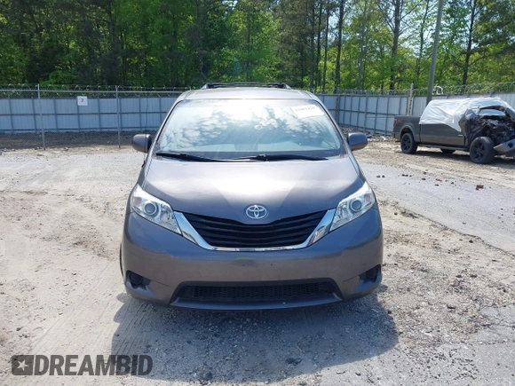2014 Toyota Sienna LE AAS with VIN 5TDKK3DC4ES431664, listed as a IAAI auction lot 42081429 with 208,505 mi miles and . Bid and sale history available at carsss.com. Image 12.
