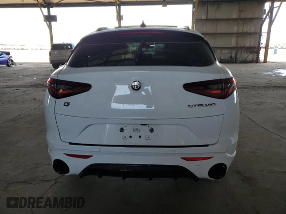 2022 Alfa Romeo Stelvio Ti with VIN ZASPAKBN7N7D25427, listed as a Copart auction lot 45980975 with 58,154 mi miles and Salvage Title. Bid and sale history available at carsss.com. Image 6.
