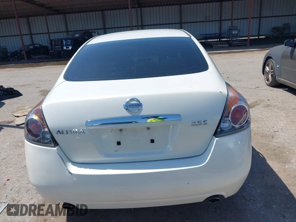 2009 Nissan Altima S with VIN 1N4AL21E09N418372, listed as a IAAI auction lot 41860862 with 131,257 mi miles and . Bid and sale history available at DreamBid. Image 16.