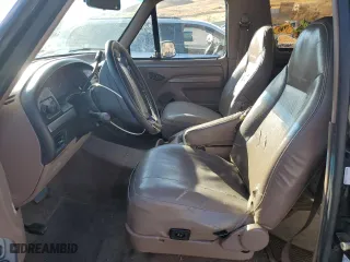 1995 Ford Bronco Custom with VIN 1FMEU15H2SLB84420, listed as a Copart auction lot 80346964 with 174,259 mi miles and Salvage Title. Bid and sale history available at carsss.com. Image 7.