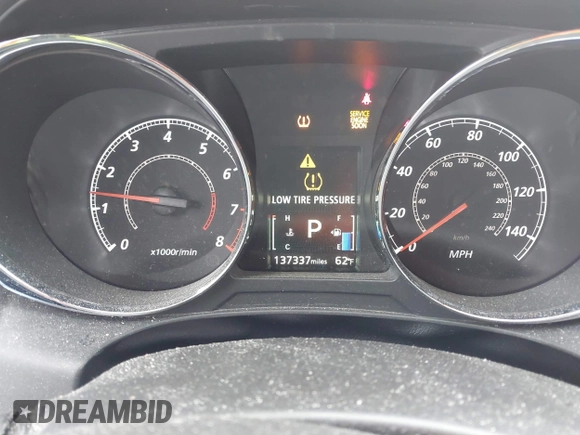 2019 Mitsubishi Outlander ES z VIN JA4AR3AU8KU028227, wystawiony jako IAAI lot #41901320 z przebiegiem 137 337 mil mil oraz . Historia ofert i sprzedaży dostępna na DreamBid. Obrazek 7.