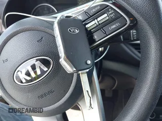 2021 Kia Forte LXS z VIN 3KPF24AD2ME338591, wystawiony jako IAAI lot #42231929 z przebiegiem 86 008 mil mil oraz . Historia ofert i sprzedaży dostępna na DreamBid. Obrazek 11.