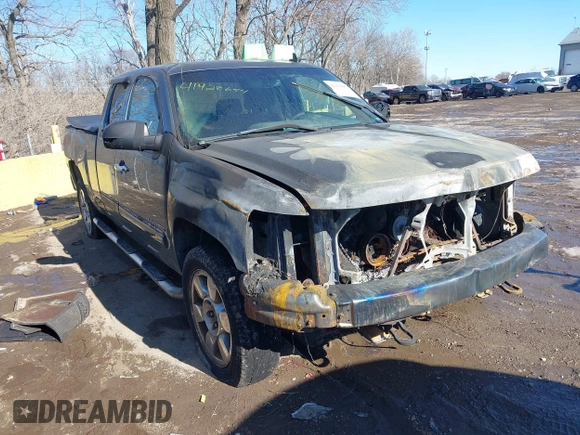 2007 Chevrolet Silverado 1500 1LT with VIN 2GCEK190271730595, listed as a IAAI auction lot 41428654 with 234,022 mi miles and . Bid and sale history available at DreamBid. Image 1.