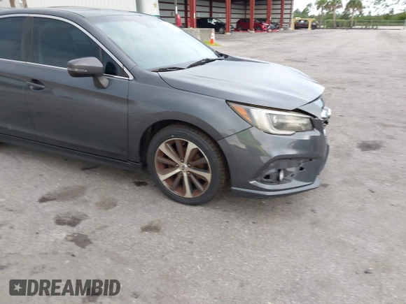 2018 Subaru Legacy Limited с VIN 4S3BNAN61J3007326, выставлен на аукционе IAAI как лот 42590367 с пробегом 84 973 миль миль и . История ставок и продаж доступна на DreamBid. Изображение 20.