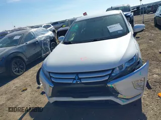 2020 Mitsubishi Eclipse Cross ES z VIN JA4AS3AA3LZ023452, wystawiony jako IAAI lot #41398847 z przebiegiem 68 445 mil mil oraz . Historia ofert i sprzedaży dostępna na DreamBid. Obrazek 13.
