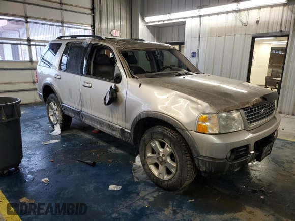 2003 Ford Explorer XLT z VIN 1FMZU63K53ZB32923, wystawiony jako Copart lot #41685045 z przebiegiem 140 488 mil mil oraz Szkoda całkowita • Salvage title. Historia ofert i sprzedaży dostępna na DreamBid. Obrazek 4.