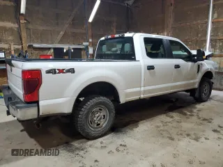 2021 Ford Super Duty F-250 SRW XL with VIN 1FT7W2B66MEC32797, listed as a Copart auction lot 50634915 with 51,502 mi miles and Clean Title. Bid and sale history available at carsss.com. Image 3.