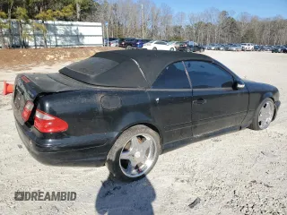 2002 Mercedes-Benz CLK 55 AMG with VIN WDBLK74G52T110954, listed as a Copart auction lot 43180405 with 137,828 mi miles and Clean Title. Bid and sale history available at DreamBid. Image 3.