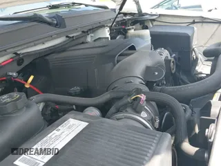 2007 Cadillac Escalade z VIN 1GYEC63887R324606, wystawiony jako IAAI lot #42626802 z przebiegiem 138 001 mil mil oraz . Historia ofert i sprzedaży dostępna na DreamBid. Obrazek 14.