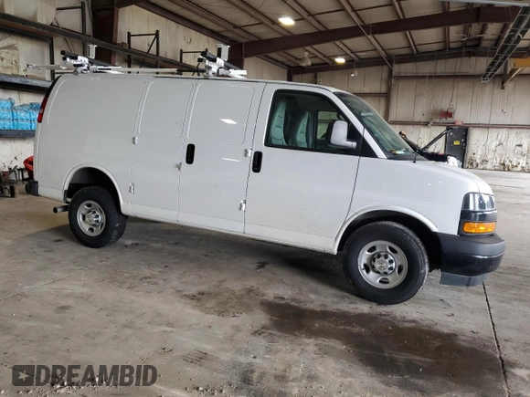 2024 Chevrolet Express Cargo with VIN 1GCWGAFP2R1174904, listed as a Copart auction lot 63218715 with 20,859 mi miles and Clean title. Bid and sale history available at DreamBid. Image 4.