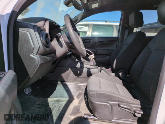 2023 Chevrolet Colorado 2WD Work Truck z VIN 1GCGSBEC7P1174630, wystawiony jako Copart lot #61053045 z przebiegiem 14 843 mil mil oraz Czysty tytuł • Clean title. Historia ofert i sprzedaży dostępna na DreamBid. Obrazek 7.