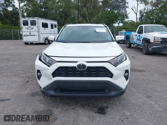 2019 Toyota RAV4 XLE with VIN 2T3W1RFV3KW054552, listed as a IAAI auction lot 40885219 with 40,695 mi miles and . Bid and sale history available at DreamBid. Image 12.