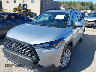 2023 Toyota Corolla Cross LE с VIN 7MUBAABG7PV045648, выставлен на аукционе IAAI как лот 41978724 с пробегом 60 950 миль миль и . История ставок и продаж доступна на DreamBid. Изображение 17.