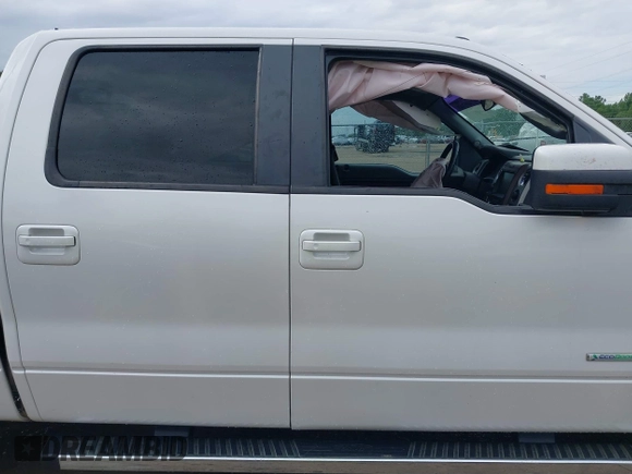 2014 Ford F-150 XL with VIN 1FTFW1CTXEKF15524, listed as a IAAI auction lot 42109740 with 154,554 mi miles and . Bid and sale history available at DreamBid. Image 14.