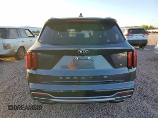 2021 Kia Sorento S with VIN 5XYRL4LC8MG008424, listed as a Copart auction lot 82995834 with 90,992 mi miles and Salvage Title. Bid and sale history available at carsss.com. Image 6.