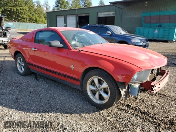 2008 Ford Mustang Deluxe z VIN 1ZVHT80NX85126043, wystawiony jako Copart lot #47953715 z przebiegiem 213 529 mil mil oraz Szkoda całkowita • Salvage title. Historia ofert i sprzedaży dostępna na DreamBid. Obrazek 4.