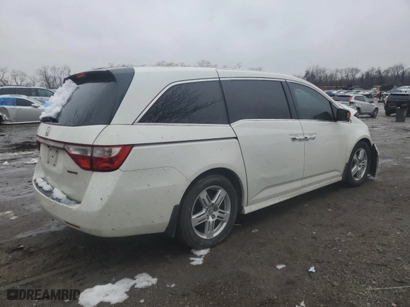 2013 Honda Odyssey Touring with VIN 5FNRL5H96DB091264, listed as a Copart auction lot 44904045 with 0 mi miles and Salvage Title. Bid and sale history available at carsss.com. Image 3.