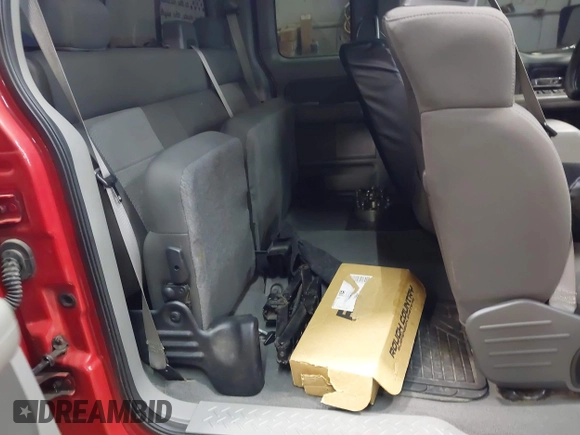 2006 Ford F-150 XLT with VIN 1FTPX14556FB19108, listed as a IAAI auction lot 42629955 with 199,975 mi miles and . Bid and sale history available at DreamBid. Image 8.