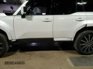 2024 Lexus GX with VIN JTJVBCDX6R5022512, listed as a Copart auction lot 42697445 with 1,651 mi miles and Salvage Title. Bid and sale history available at carsss.com. Image 15.