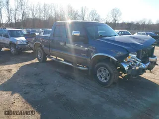 2004 Ford Super Duty F-250 XL with VIN 1FTNW21P44EC80235, listed as a IAAI auction lot 41412789 with 177,694 mi miles. Bid and sale history available at carsss.com. Image 1.