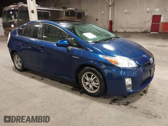 2011 Toyota Prius I with VIN JTDKN3DU0B0286265, listed as a IAAI auction lot 41848439 with 209,269 mi miles. Bid and sale history available at carsss.com. Image 1.