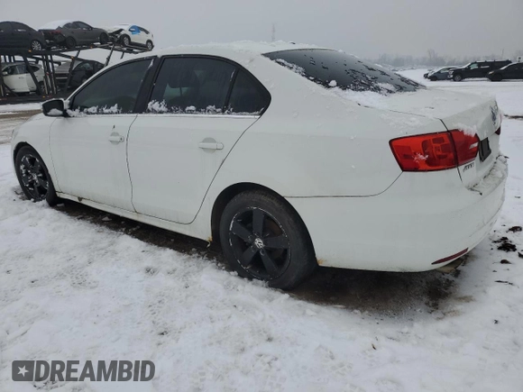 2014 Volkswagen Jetta Comfortline z VIN 3VWDL7AJ9EM398898, wystawiony jako Copart lot #86367554 z przebiegiem Nie podano mil oraz Czysty tytuł • Clean title. Historia ofert i sprzedaży dostępna na DreamBid. Obrazek 2.