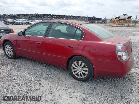 2006 Nissan Altima 2.5 S with VIN 1N4AL11D86C214072, listed as a IAAI auction lot 41982628 with 7,477,147 mi miles. Bid and sale history available at carsss.com. Image 3.