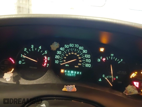 2004 Buick Regal LS z VIN 2G4WB52K741365085, wystawiony jako IAAI lot #42314655 z przebiegiem 110 647 mil mil oraz . Historia ofert i sprzedaży dostępna na DreamBid. Obrazek 7.