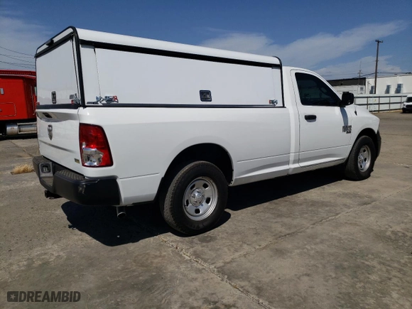 2019 Ram 1500 Classic Tradesman with VIN 3C6JR6DG2KG522297, listed as a Copart auction lot 53394385 with 220,421 mi miles and Clean Title. Bid and sale history available at carsss.com. Image 3.