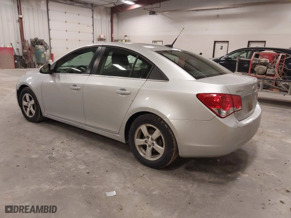 2014 Chevrolet Cruze 1LT with VIN 1G1PC5SB1E7119104, listed as a IAAI auction lot 41887771 with 173,734 mi miles. Bid and sale history available at carsss.com. Image 3.