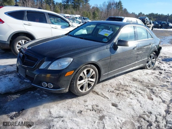 2010 Mercedes-Benz E-Class E 350 Luxury with VIN WDDHF8HB5AA062520, listed as a IAAI auction lot 41698049 with 222,842 mi miles. Bid and sale history available at carsss.com. Image 2.