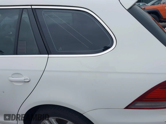 2014 Volkswagen Jetta TDI w/Sunroof & Nav with VIN 3VWPL7AJ1EM610321, listed as a IAAI auction lot 42701127 with 113,694 mi miles and . Bid and sale history available at DreamBid. Image 12.