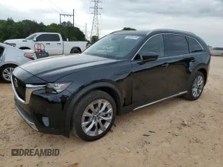 2024 Mazda CX-90 Premium z VIN JM3KKDHD1R1134385, wystawiony jako Copart lot #56301815 z przebiegiem 15 402 mil mil oraz Tytuł czysty. Historia ofert i sprzedaży dostępna na DreamBid. Obrazek 1.
