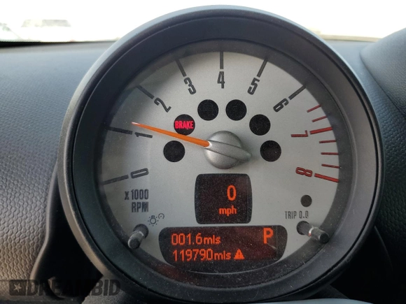 2014 MINI Countryman S z VIN WMWZC5C55EWP35562, wystawiony jako Copart lot #65229645 z przebiegiem 119 790 mil mil oraz Czysty tytuł • Clean title. Historia ofert i sprzedaży dostępna na DreamBid. Obrazek 9.