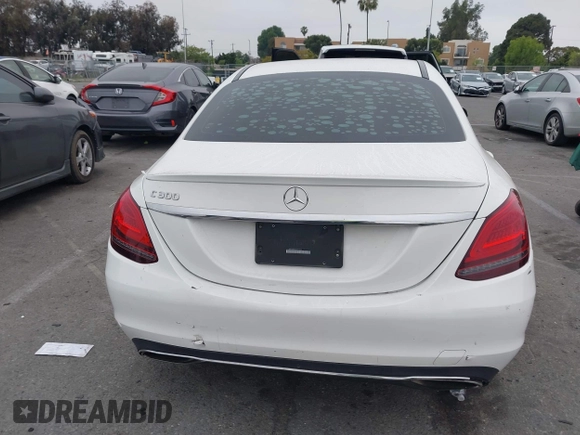 2019 Mercedes-Benz C 300 with VIN 55SWF8DB0KU290584, listed as a IAAI auction lot 42019267 with 88,717 mi miles and . Bid and sale history available at DreamBid. Image 16.