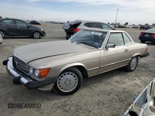 1986 Mercedes-Benz 560 with VIN WDBBA48D7GA038817, listed as a Copart auction lot 78922974 with 54,926 mi miles and Clean Title. Bid and sale history available at carsss.com. Image 1.