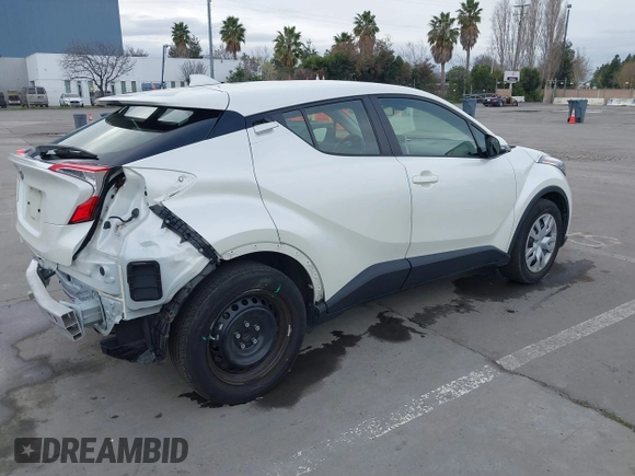 2021 Toyota C-HR LE with VIN JTNKHMBX1M1098521, listed as a IAAI auction lot 41539775 with 14,840 mi miles. Bid and sale history available at carsss.com. Image 4.
