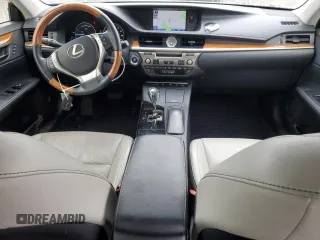2013 Lexus ES 300h Hybrid with VIN JTHBW1GG9D2021163, listed as a Copart auction lot 40438974 with 69,160 mi miles and Salvage Title. Bid and sale history available at carsss.com. Image 8.