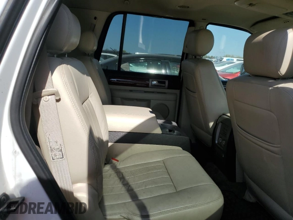 2003 Lincoln Navigator Luxury with VIN 5LMFU28R33LJ30766, listed as a Copart auction lot 74370994 with 125,904 mi miles and Clean Title. Bid and sale history available at carsss.com. Image 12.