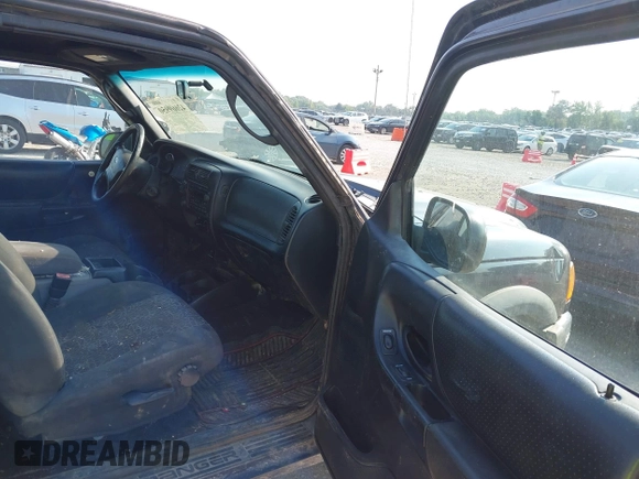2002 Ford Ranger XL Fleet with VIN 1FTZR45E32PA69946, listed as a IAAI auction lot 42669950 with 129,089 mi miles and . Bid and sale history available at DreamBid. Image 5.