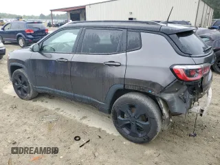 2019 Jeep Compass Altitude with VIN 3C4NJDBB4KT661545, listed as a Copart auction lot 59370195 with 81,595 mi miles and Salvage title. Bid and sale history available at DreamBid. Image 2.