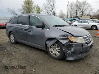 2013 Honda Odyssey LX with VIN 5FNRL5H24DB001080, listed as a Copart auction lot 52790605 with 137,853 mi miles and Salvage Title. Bid and sale history available at carsss.com. Image 4.