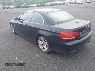 2008 BMW 3 Series 335i with VIN WBAWL73568PX58250, listed as a IAAI auction lot 42174590 with 173,527 mi miles and . Bid and sale history available at carsss.com. Image 3.