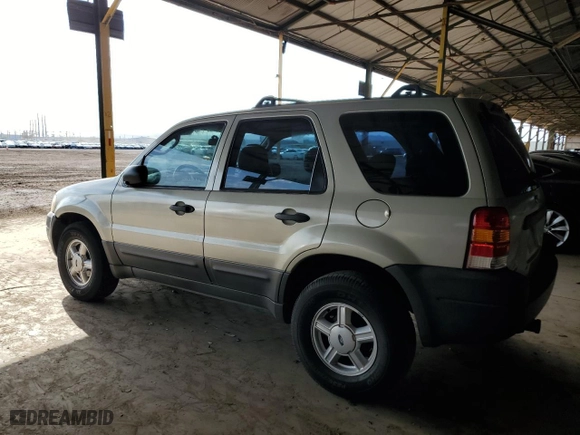 2003 Ford Escape XLS Popular with VIN 1FMYU92113KD08154, listed as a Copart auction lot 51543445 with 177,686 mi miles and Salvage Title. Bid and sale history available at carsss.com. Image 2.
