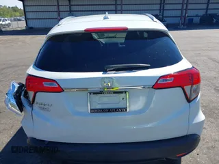2019 Honda HR-V EX with VIN 3CZRU5H50KM726265, listed as a IAAI auction lot 41880311 with 70,584 mi miles. Bid and sale history available at carsss.com. Image 16.