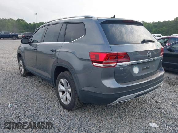 2018 Volkswagen Atlas SE с VIN 1V2DR2CA6JC535940, выставлен на аукционе IAAI как лот 42160564 с пробегом 101 140 миль миль и . История ставок и продаж доступна на DreamBid. Изображение 3.