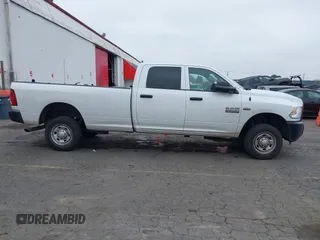2018 Ram 2500 Tradesman with VIN 3C6UR5HJ7JG240216, listed as a IAAI auction lot 41371971 with 143,069 mi miles and . Bid and sale history available at DreamBid. Image 13.