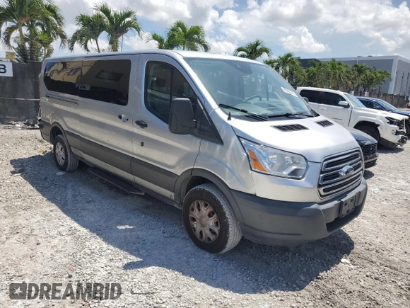 2016 Ford Transit XL z VIN 1FBZX2YM6GKB00757, wystawiony jako Copart lot #60397015 z przebiegiem 247 075 mil mil oraz Czysty tytuł • Clean title. Historia ofert i sprzedaży dostępna na DreamBid. Obrazek 4.