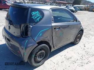 2013 Scion iQ z VIN JTNJJXB00DJ022972, wystawiony jako IAAI lot #41841135 z przebiegiem 105 096 mil mil oraz . Historia ofert i sprzedaży dostępna na DreamBid. Obrazek 4.