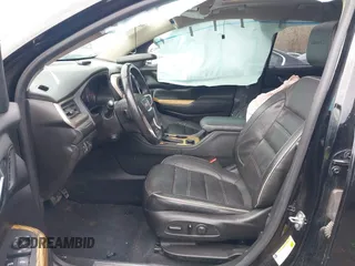 2017 GMC Acadia Denali z VIN 1GKKNXLS6HZ141988, wystawiony jako IAAI lot #41855218 z przebiegiem 132 732 mil mil oraz . Historia ofert i sprzedaży dostępna na DreamBid. Obrazek 5.